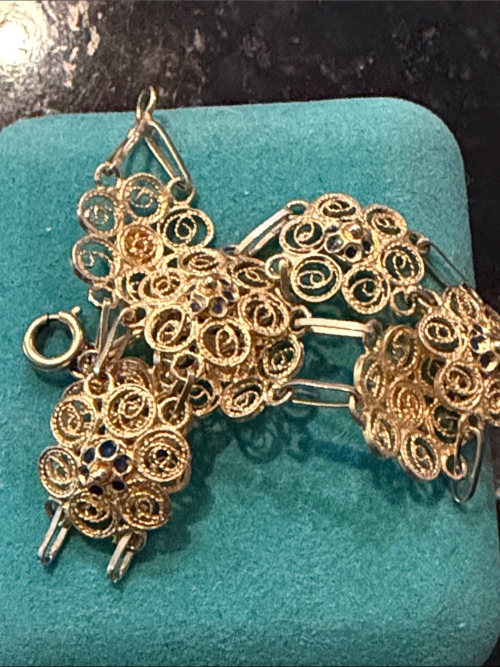 Gold tone Filigree Floral Link Bracelet Women Jewelry
